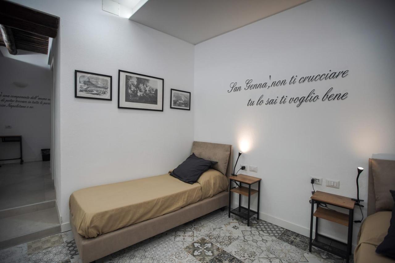 ホテル Cartoline Di Napoli エクステリア 写真